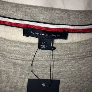 Tommy Hilfiger sweater